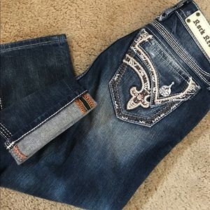 Rock Revival Alecia Stretch Cropped Jean